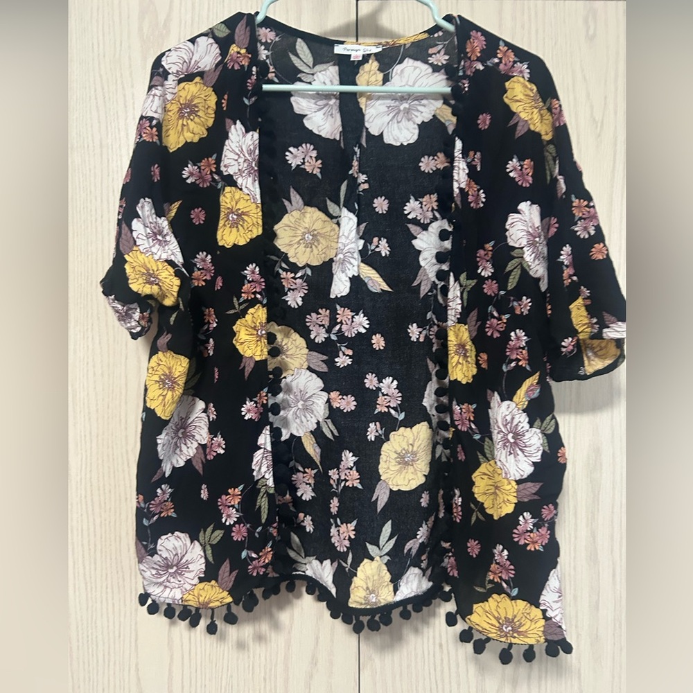Persaya Black Floral Open-Front Tunic with Yellow and White Blooms